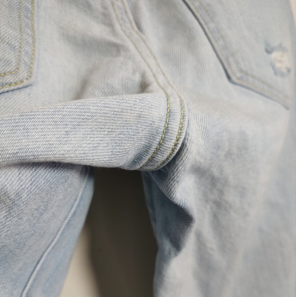 Abercrombie Ames Low Rise Slim Boyfriend Light Blue Distressed Jeans - Picture 8 of 8